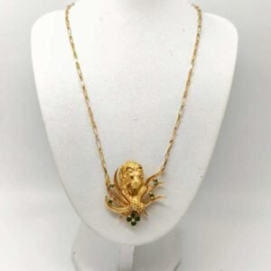 Gargantilla corta Oro 18kt León tallado circonitas