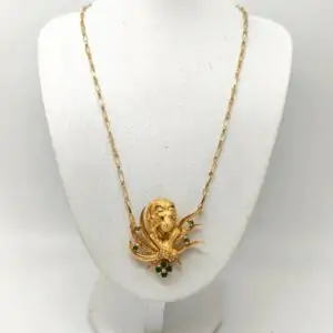 Gargantilla corta Oro 18kt León tallado circonitas