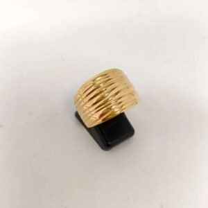 Anillo Oro 18kt Frontal ancho lineas talladas